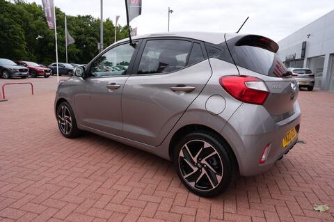 i10