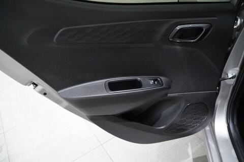 i10