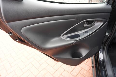 Mazda2 HYBRID