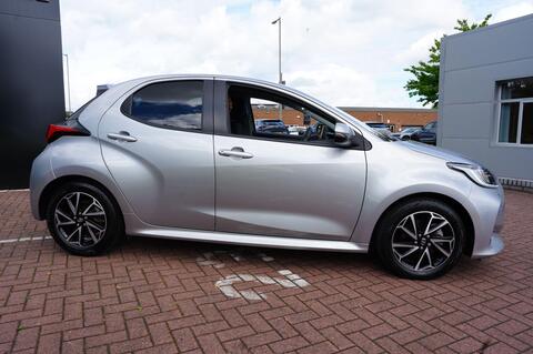 Yaris
