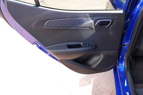 i10
