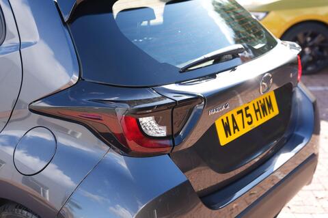 Mazda2 HYBRID