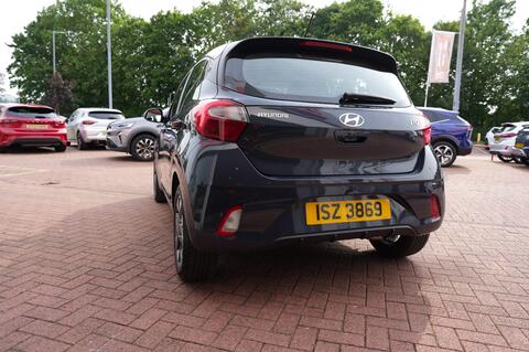 i10