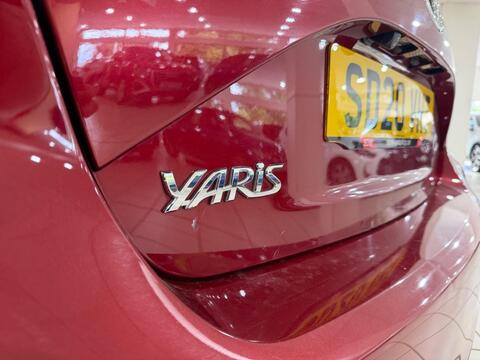 Yaris