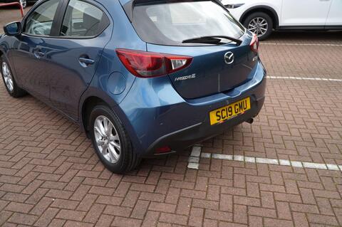Mazda2