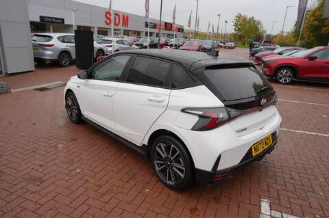 i20