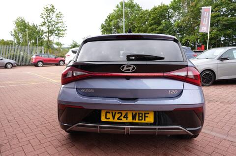 i20