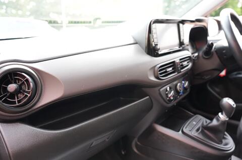 i10