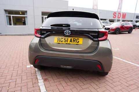 Yaris