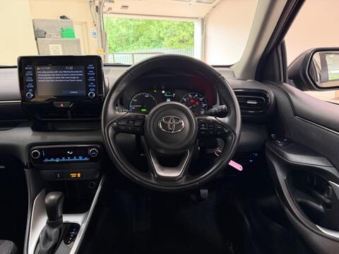 Yaris