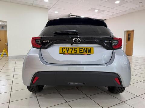Yaris