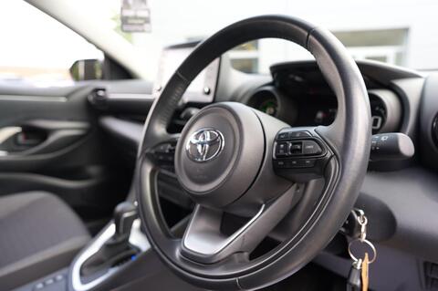 Yaris