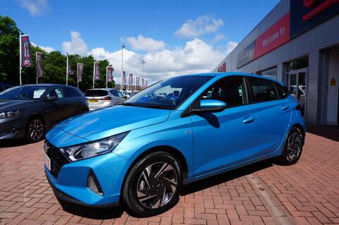 i20