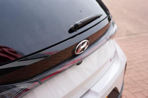 i20