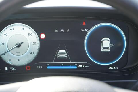 i20