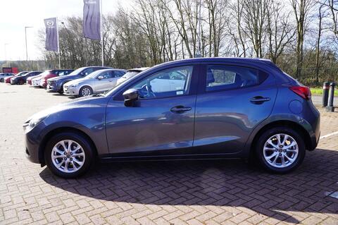 Mazda2