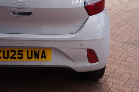 i10