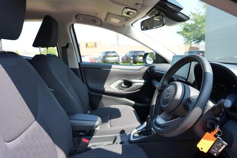 Mazda2 HYBRID