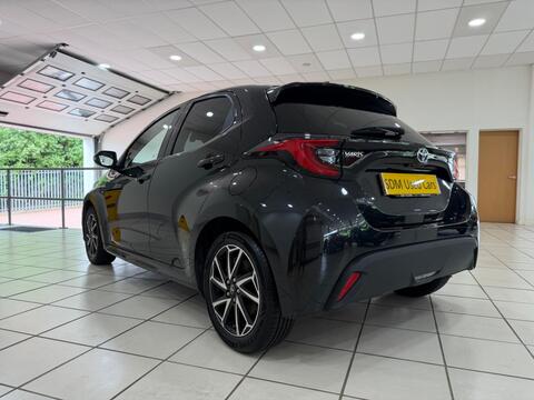 Yaris