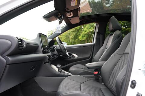 Mazda2 HYBRID