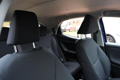 Mazda2 HYBRID