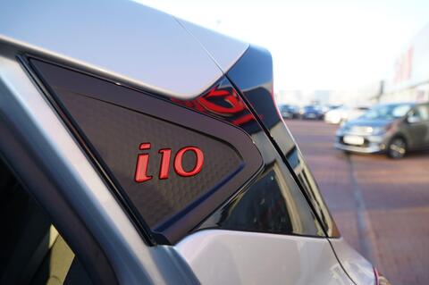 i10