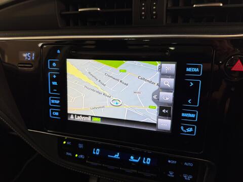 Auris