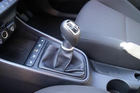 i20