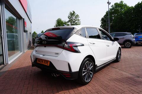 i20