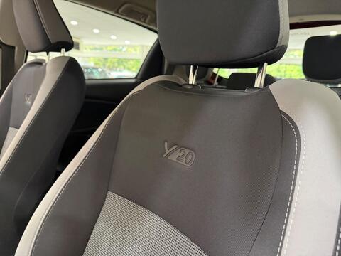 Yaris