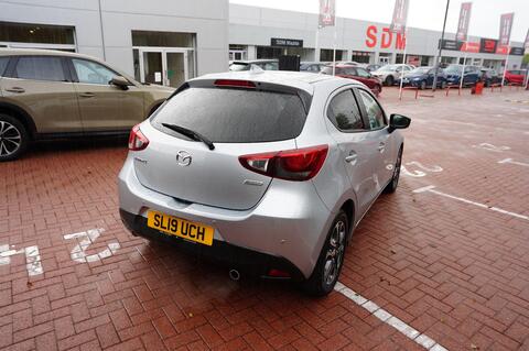 Mazda2