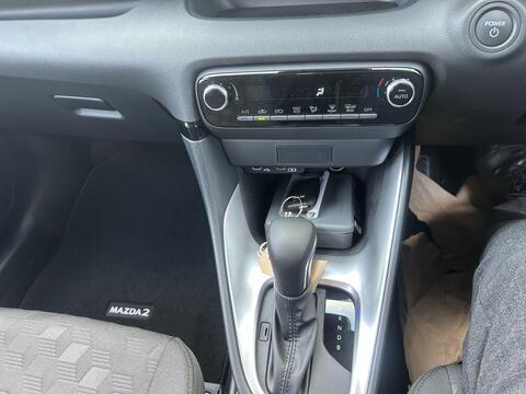 Mazda2 HYBRID