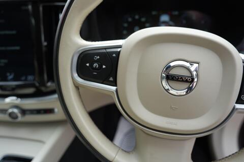 XC60