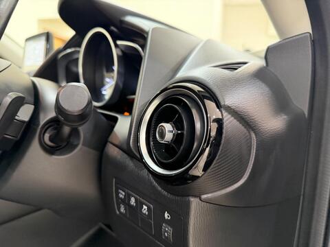 Mazda2