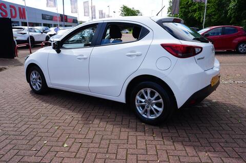 Mazda2