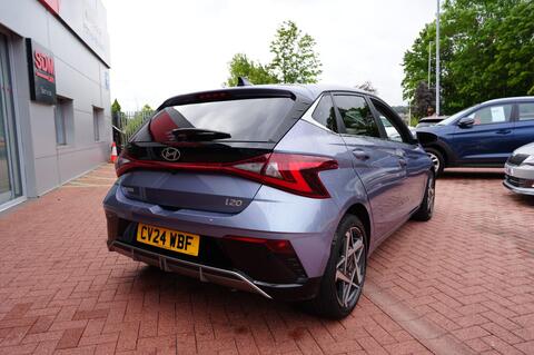 i20