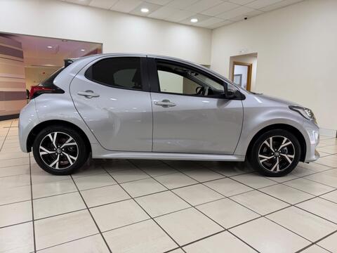 Yaris