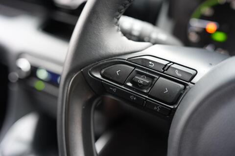 Mazda2 HYBRID