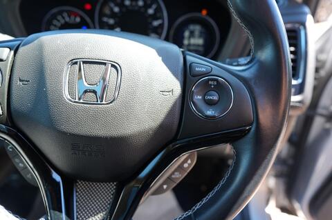 HR-V
