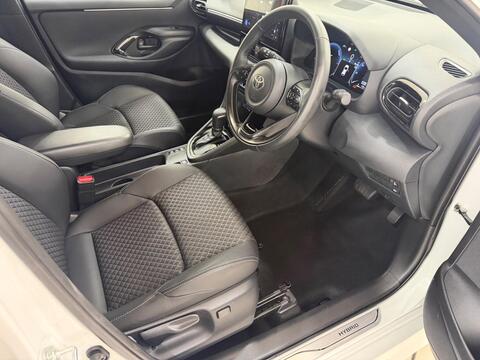 Yaris