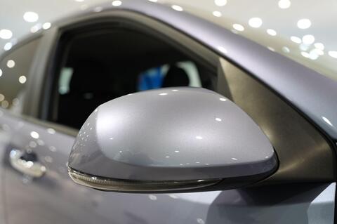i10