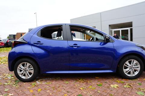 Mazda2 HYBRID