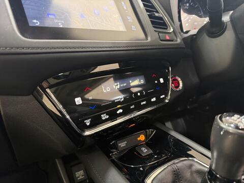 HR-V