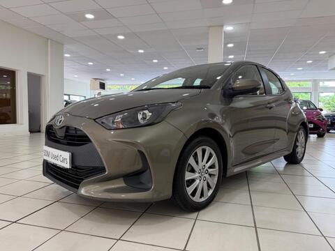 Yaris