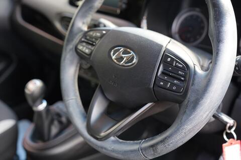 i10