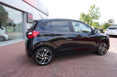 i10