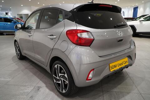 i10