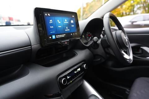 Mazda2 HYBRID