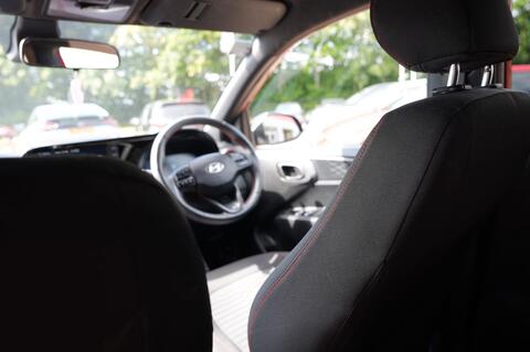 i10