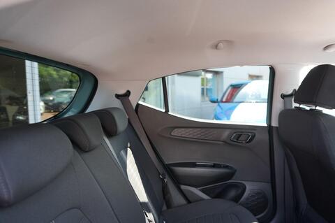 i10